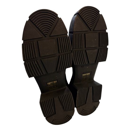 Free People Maren Mid Chelsea Boots Tan & Black Leather Lug Sole EU 39.5 NEW - Picture 8 of 9